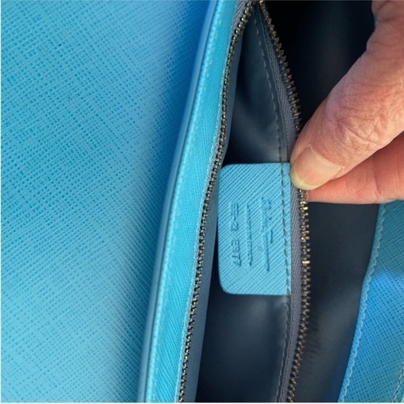 Salvatore Ferragamo Sandrine Small Saffiano Leather Adjustable Shoulder Bag - Picture 7 of 13